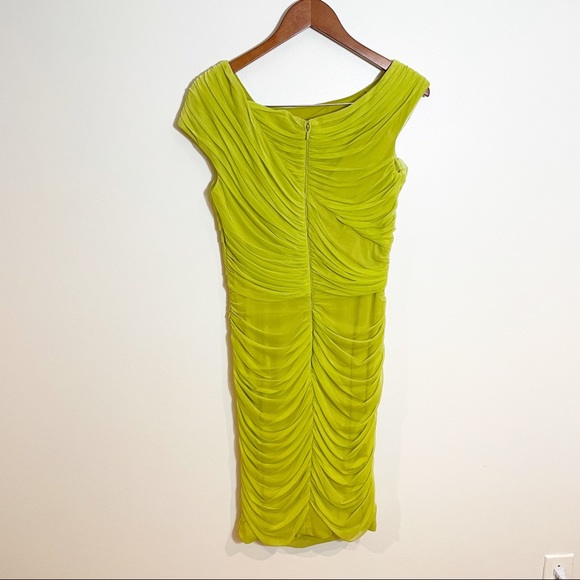 Tadashi Shoji Fern Green Ruched Cocktail Dress Medium Neon Ruched - Picture 4 of 6